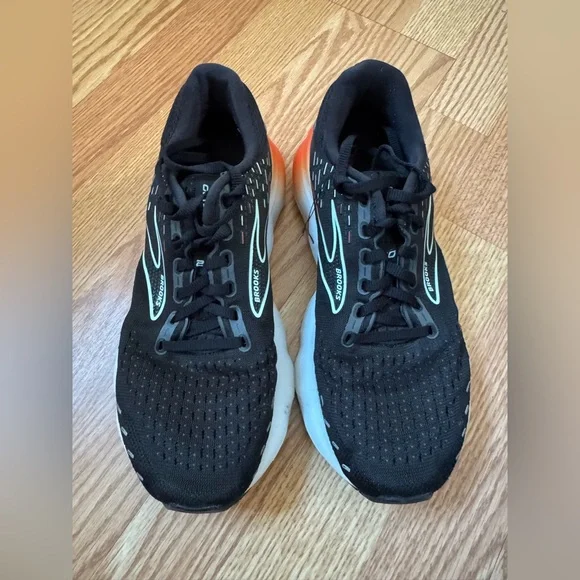 Womens Brooks Black, White, and Orange Glycerin Running Sneakers. Size 8 - Picture 2 of 9